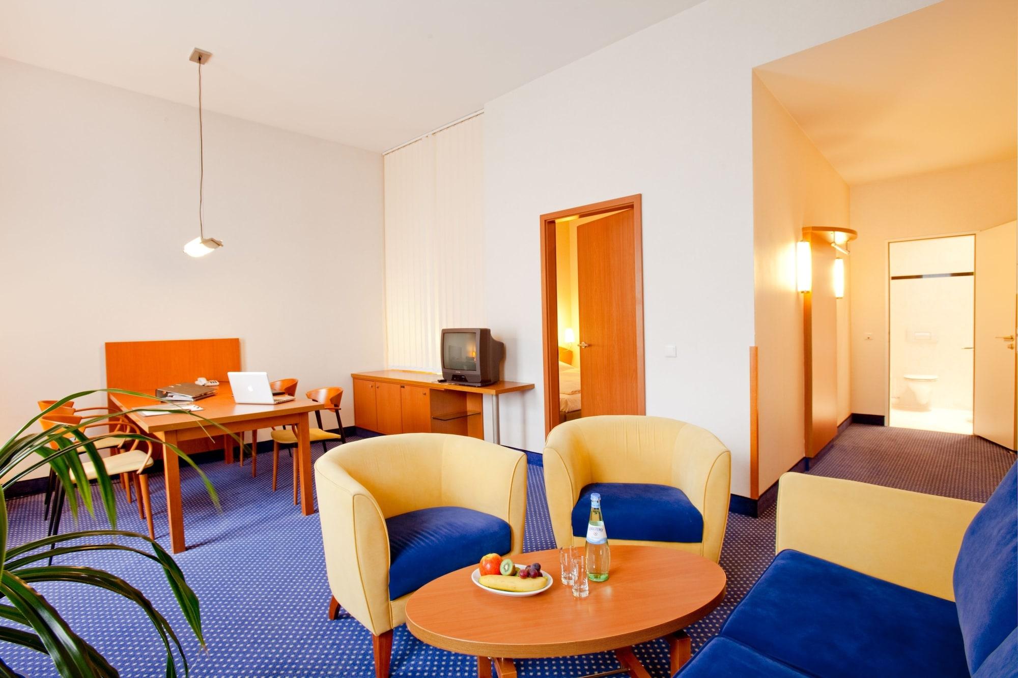 Vienna House By Wyndham Baltic Stralsund Hotel Exterior foto